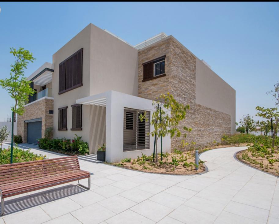 4 bedroom villa for sale in Dubai